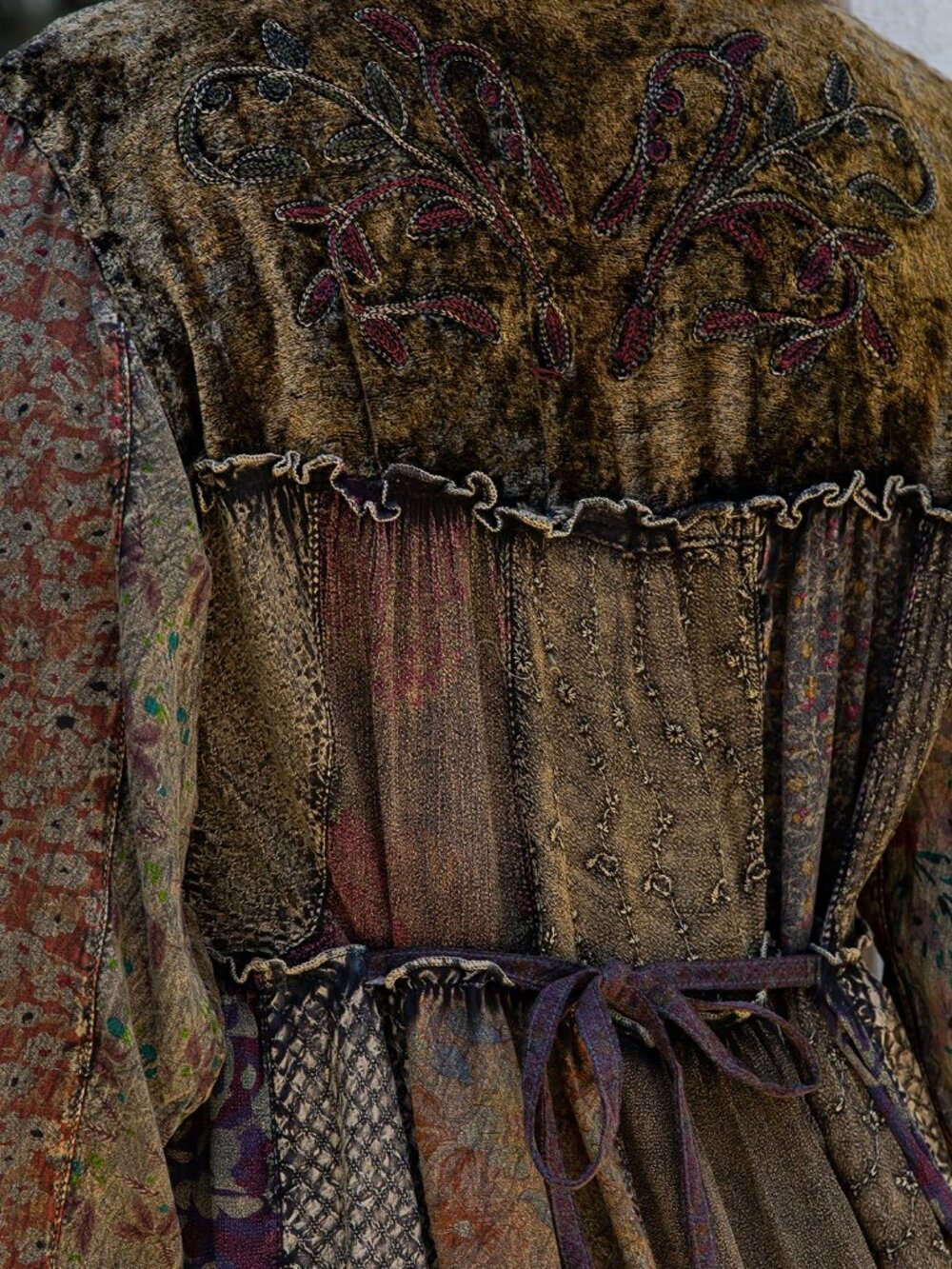 Artisan Embroidered Jhabla Shirt Dress in Mixed Motifs - Picture 5 of 6